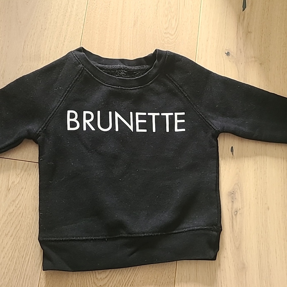 Brunette little babes size 12 to 18 months